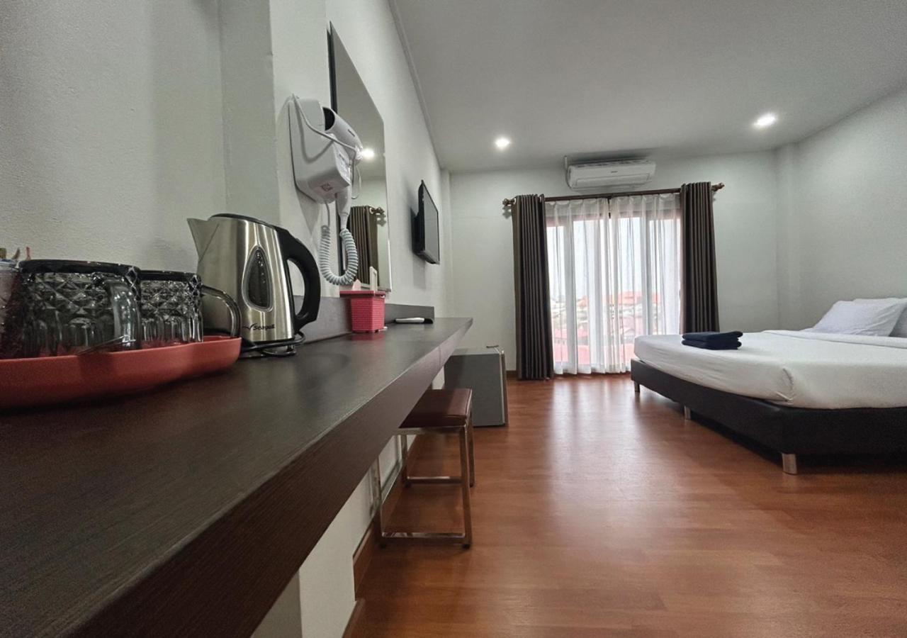 Bordin Hotel Ubon Ratchathani Exterior photo
